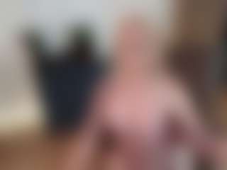 mirelasilver's Live Sex Cam Show