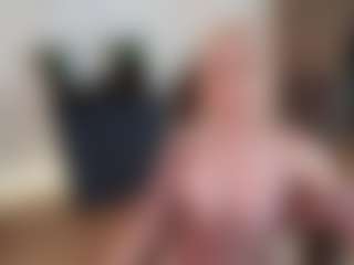 mirelasilver's Live Sex Cam Show