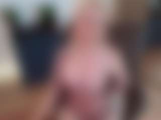 mirelasilver's Live Sex Cam Show