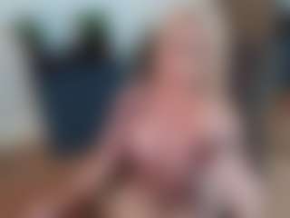 mirelasilver's Live Sex Cam Show