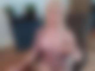 mirelasilver's Live Sex Cam Show