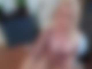 mirelasilver's Live Sex Cam Show