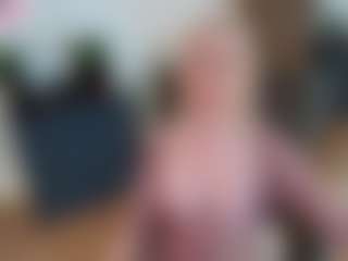 mirelasilver's Live Sex Cam Show
