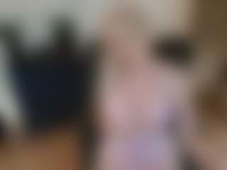 mirelasilver's Live Sex Cam Show
