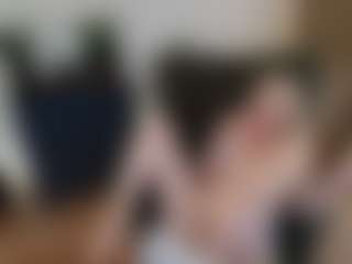 mirelasilver's Live Sex Cam Show