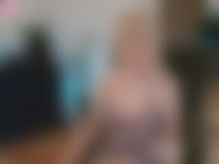 mirelasilver's Live Sex Cam Show