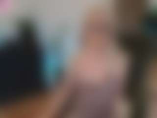 mirelasilver's Live Sex Cam Show