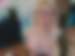 mirelasilver's Live Sex Cam Show