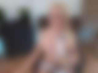 mirelasilver's Live Sex Cam Show
