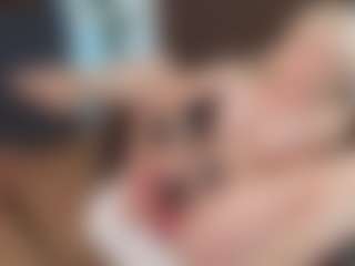 mirelasilver's Live Sex Cam Show