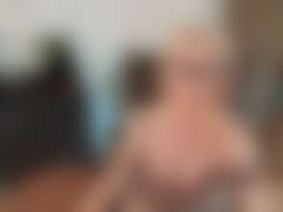 mirelasilver's Live Sex Cam Show