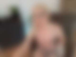 mirelasilver's Live Sex Cam Show