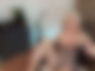 mirelasilver's Live Sex Cam Show