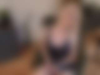 Live cam show with mirelasilver - Dildo Or Vibrator on Camsoda