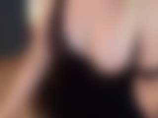 mirelasilver's Live Sex Cam Show