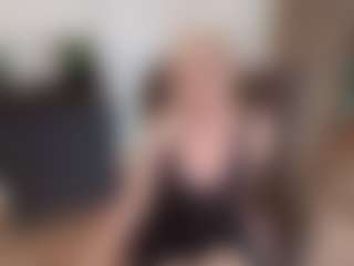 mirelasilver's Live Sex Cam Show