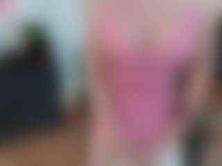 mirelasilver's Live Sex Cam Show