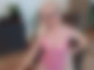 mirelasilver's Live Sex Cam Show