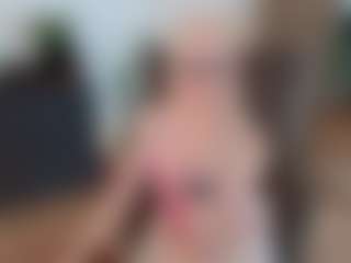 mirelasilver's Live Sex Cam Show