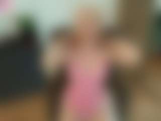 mirelasilver's Live Sex Cam Show