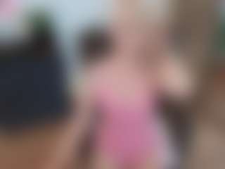 mirelasilver's Live Sex Cam Show