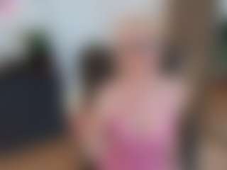 mirelasilver's Live Sex Cam Show