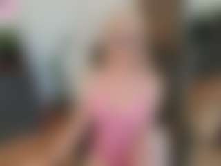 mirelasilver's Live Sex Cam Show
