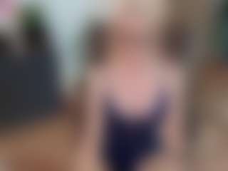 mirelasilver's Live Sex Cam Show