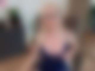 mirelasilver's Live Sex Cam Show