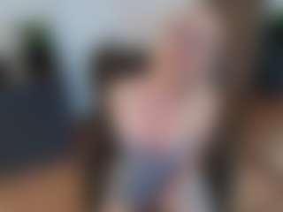 mirelasilver's Live Sex Cam Show