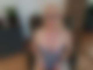 mirelasilver's Live Sex Cam Show