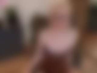 mirelasilver's Live Sex Cam Show