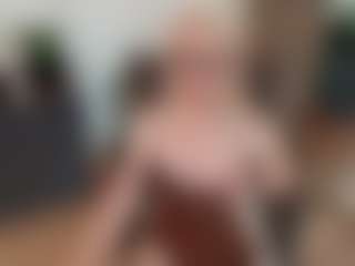 mirelasilver's Live Sex Cam Show