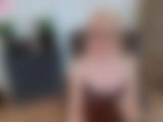 mirelasilver's Live Sex Cam Show