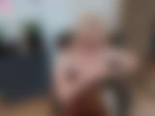 mirelasilver's Live Sex Cam Show
