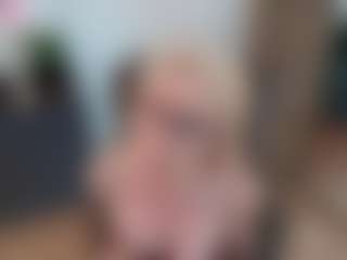 mirelasilver's Live Sex Cam Show