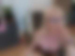 mirelasilver's Live Sex Cam Show