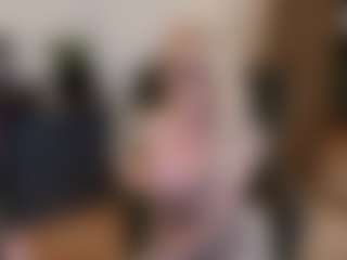 mirelasilver's Live Sex Cam Show