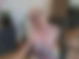 mirelasilver's Live Sex Cam Show