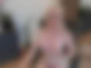 mirelasilver's Live Sex Cam Show