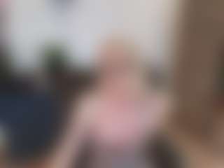 mirelasilver's Live Sex Cam Show