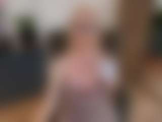 mirelasilver's Live Sex Cam Show