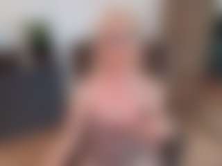 mirelasilver's Live Sex Cam Show