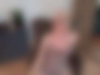 mirelasilver's Live Sex Cam Show