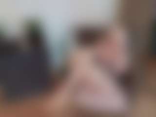mirelasilver's Live Sex Cam Show