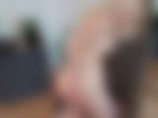 mirelasilver's Live Sex Cam Show