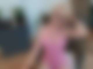mirelasilver's Live Sex Cam Show