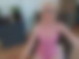 mirelasilver's Live Sex Cam Show