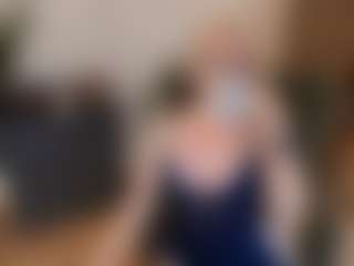 mirelasilver's Live Sex Cam Show