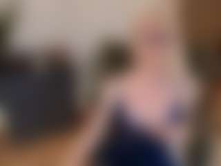 mirelasilver's Live Sex Cam Show